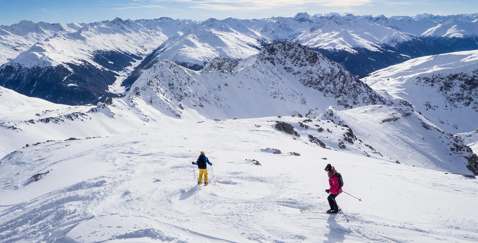 Skiers in the Parsenn mountains